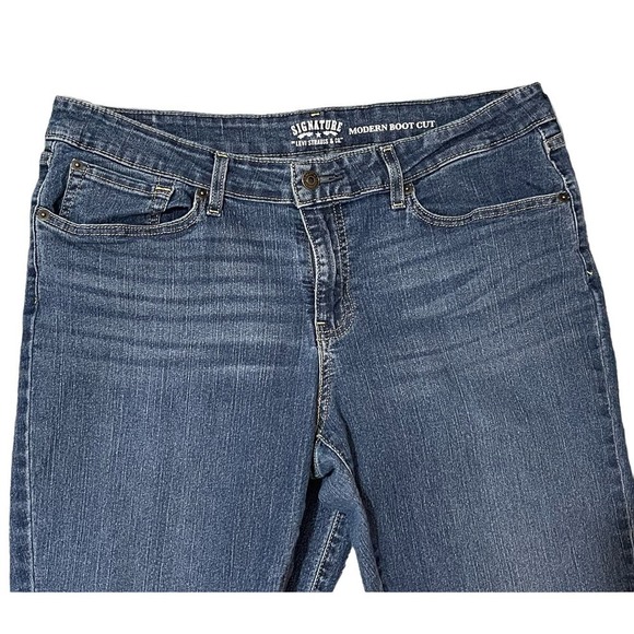 Signature‎ Levi Strauss & Co Womens Modern Boot Cut Jeans Blue Denim - Picture 3 of 8